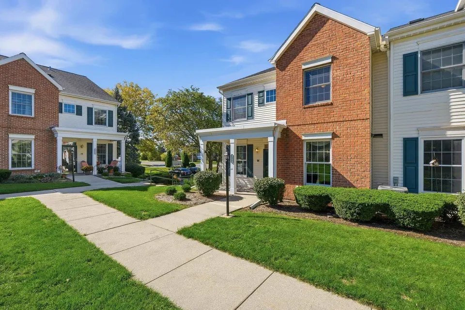 2 Bed 2 Bath Urban Residential Condo in Madison, WI - 4
