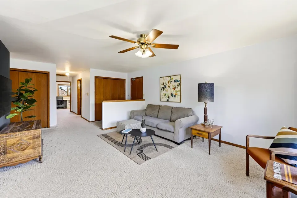 2 Bed 2 Bath Urban Residential Condo in Madison, WI - 4
