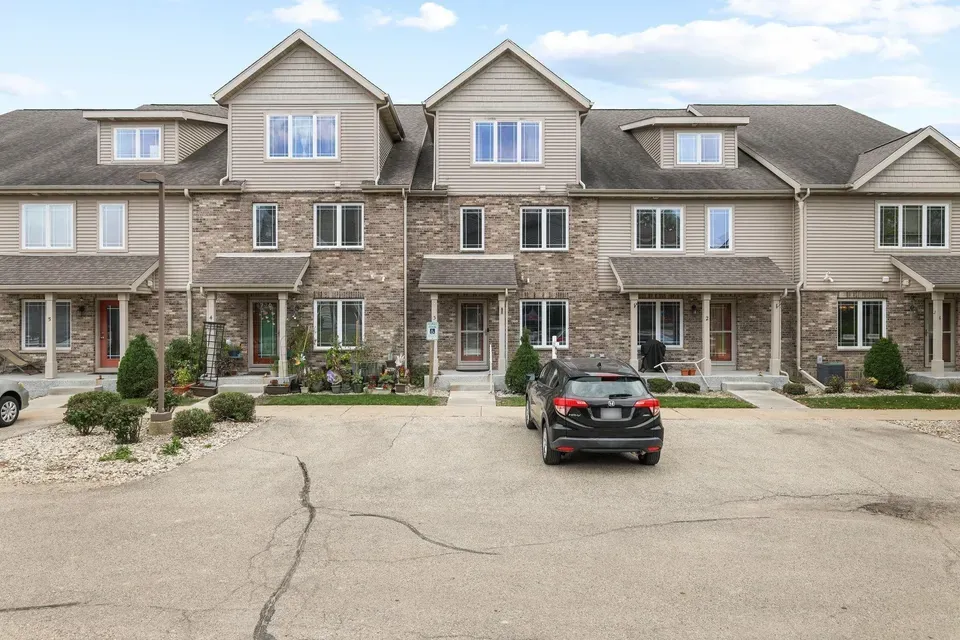 2 Bed 2 Bath Urban Residential Condo in Madison, WI