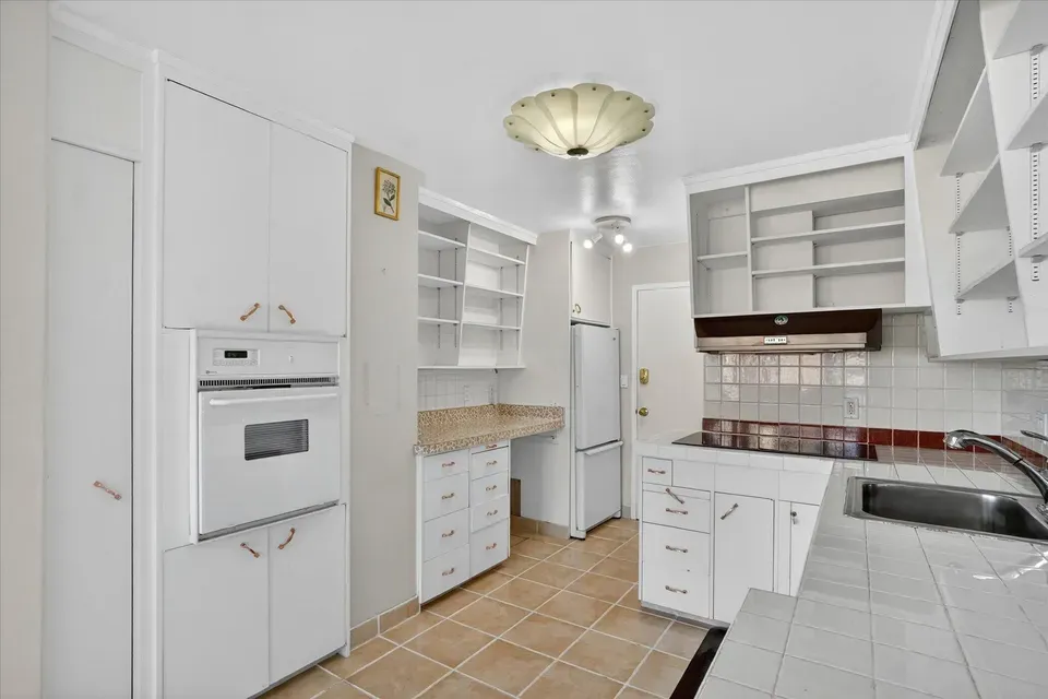 2 Bed 2 Bath Urban Residential Condo in Milwaukee, WI - 3
