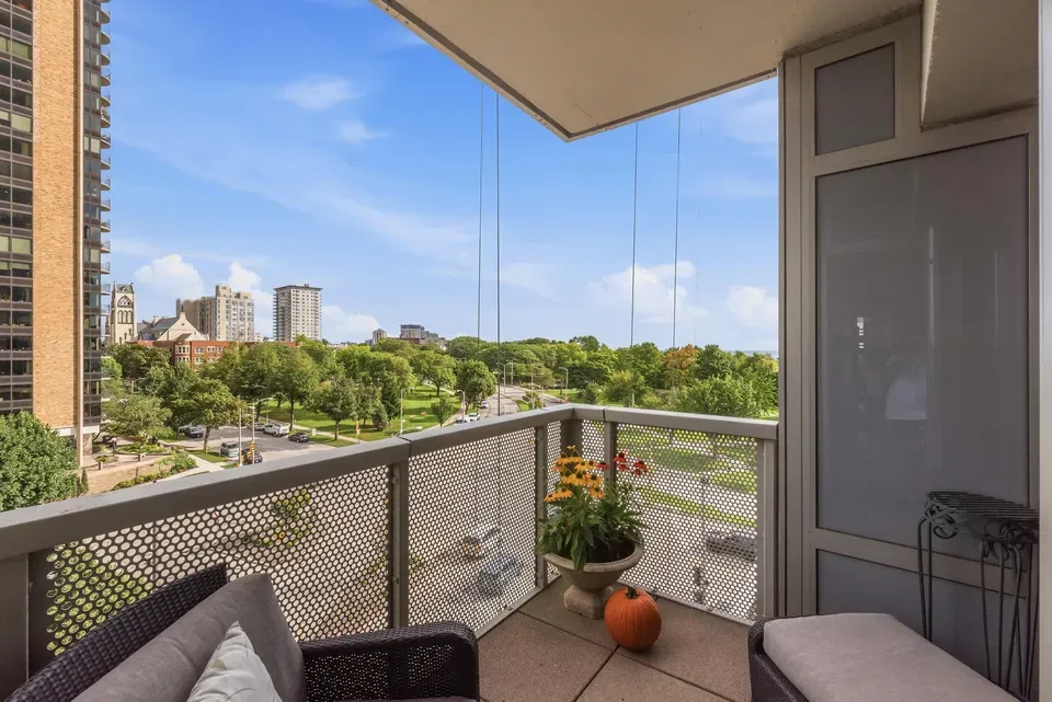 2 Bed 2 Bath Urban Residential Condo in Milwaukee, WI - 1