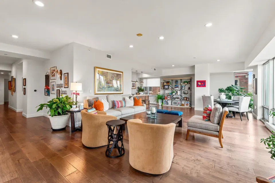2 Bed 2 Bath Urban Residential Condo in Milwaukee, WI - 3