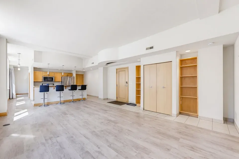 2 Bed 2 Bath Urban Residential Condo in Milwaukee, WI - 5