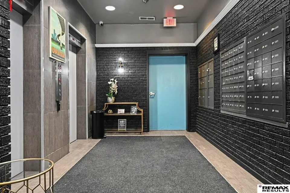 2 Bed 2 Bath Urban Residential Condo in Omaha, NE - 4