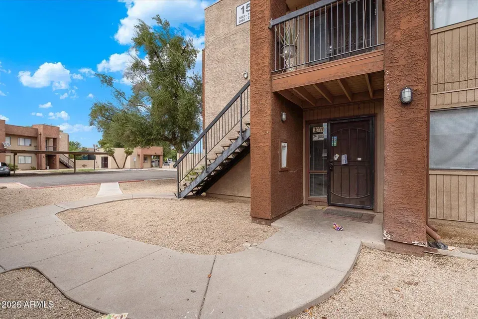2 Bed 2 Bath Urban Residential Condo in Phoenix, AZ - 2