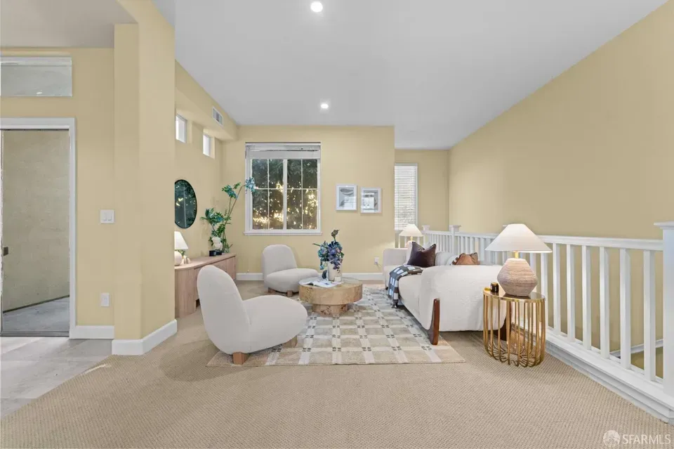 2 Bed 2 Bath Urban Residential Condo in San Francisco, CA - 4