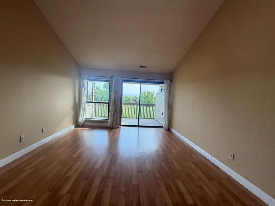 2 Bed 2 Bath Urban Residential Condo in San Jose, CA - 5