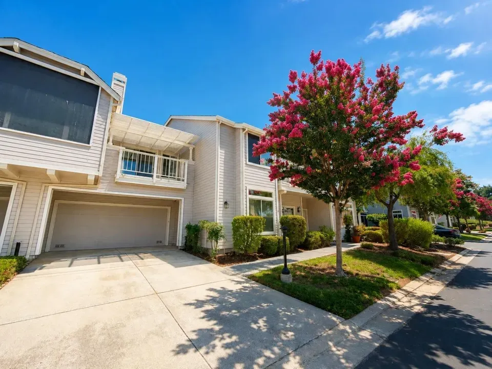 2 Bed 2 Bath Urban Residential Condo in San Jose, CA - 1