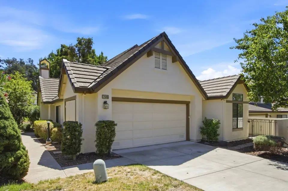 2 Bed 2 Bath Urban Residential Condo in San Jose, CA - 3