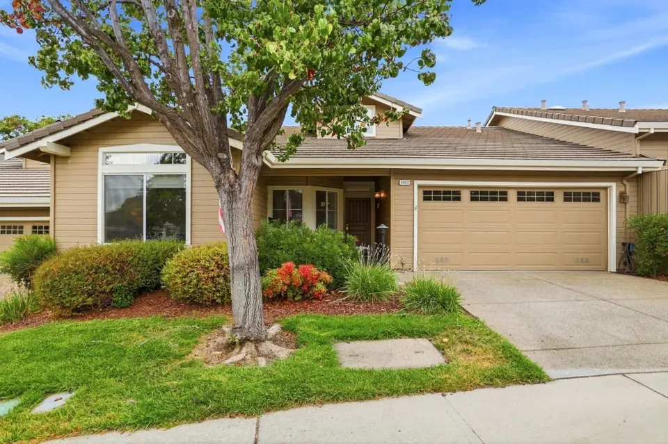 2 Bed 2 Bath Urban Residential Condo in San Jose, CA