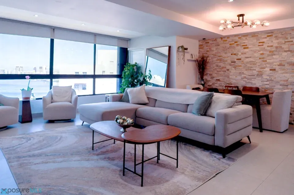2 Bed 2 Bath Urban Residential Condo in San Juan, PR