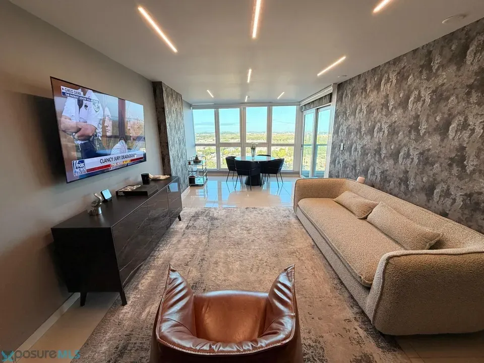 2 Bed 2 Bath Urban Residential Condo in San Juan, PR - 5