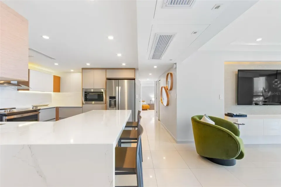 2 Bed 2 Bath Urban Residential Condo in San Juan, PR - 4