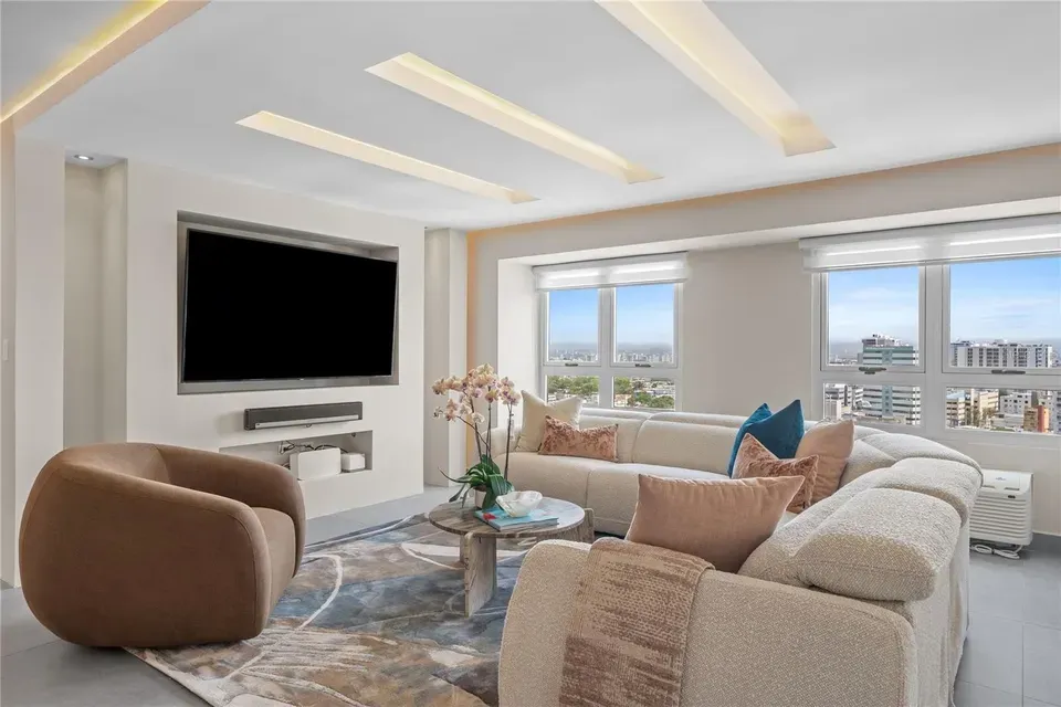 2 Bed 2 Bath Urban Residential Condo in San Juan, PR - 5