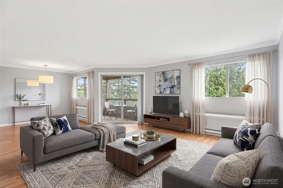 2 Bed 2 Bath Urban Residential Condo in Seattle, WA - 1