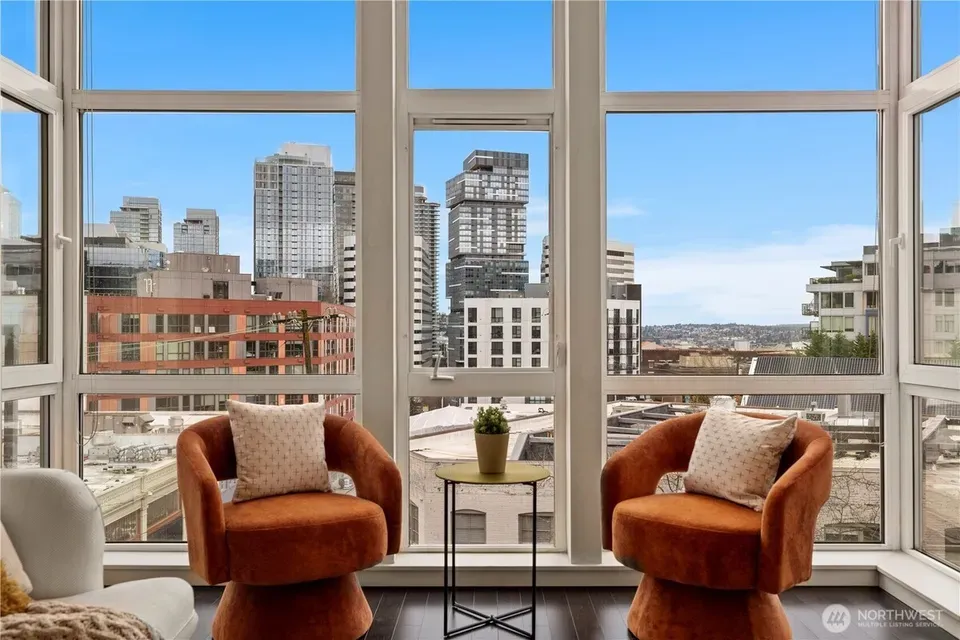 2 Bed 2 Bath Urban Residential Condo in Seattle, WA - 1