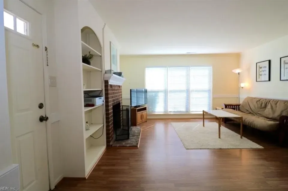 2 Bed 2 Bath Urban Residential Condo in Virginia Beach, VA - 2