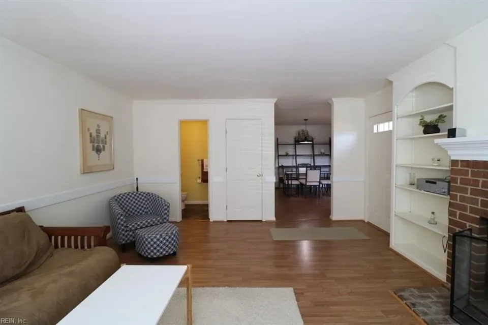 2 Bed 2 Bath Urban Residential Condo in Virginia Beach, VA - 4
