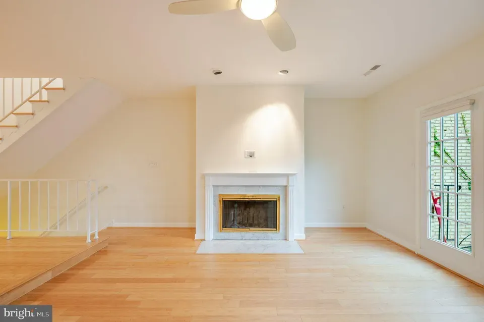 2 Bed 2 Bath Urban Residential Condo in Washington, DC - 4