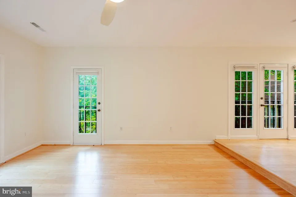 2 Bed 2 Bath Urban Residential Condo in Washington, DC - 5