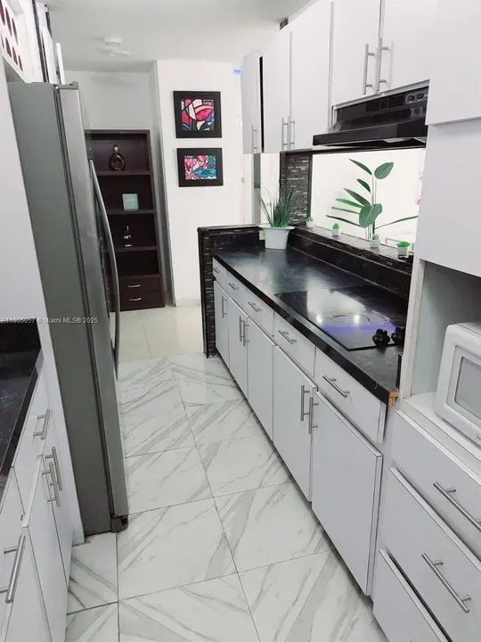 2 Bed 3 Bath Contemporary High-Rise Condo in San Juan, PR - 4