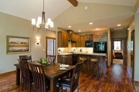 2 Bed 3 Bath Established Contemporary Home in Bend, OR - 5