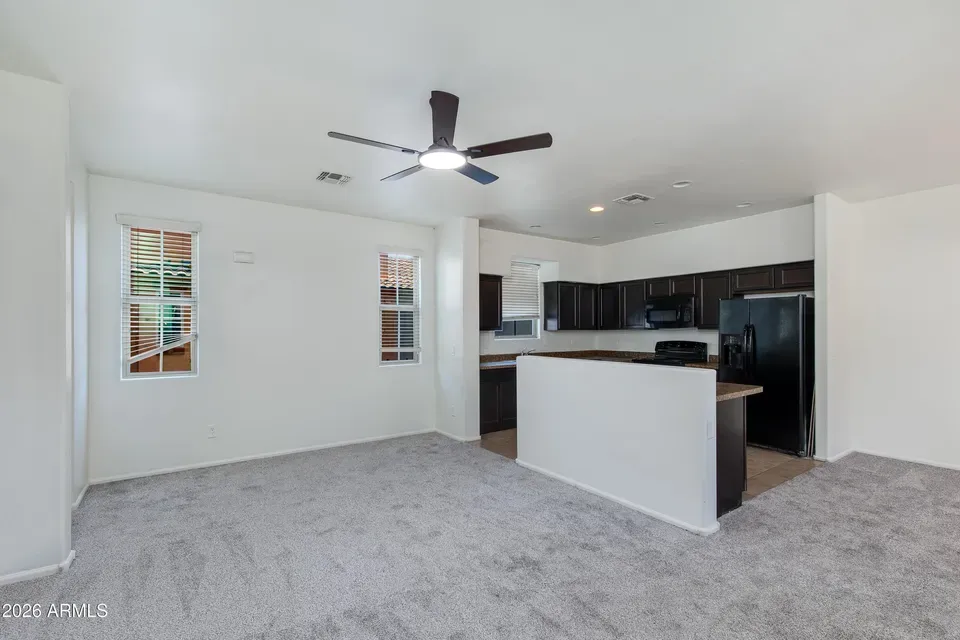 2 Bed 3 Bath Established Contemporary Home in Phoenix, AZ - 4