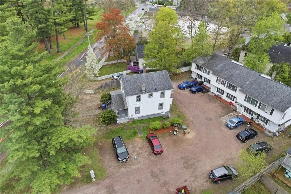 21 Bed 13 Bath Multi-Unit Residential Property in Burlington, VT