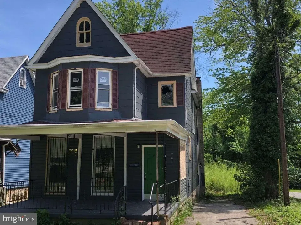 3 Bed 1 Bath Classic Historic Era Home in Baltimore, MD - 1