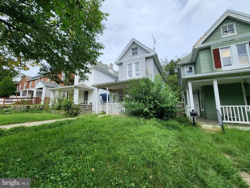 3 Bed 1 Bath Classic Historic Era Home in Baltimore, MD - 1