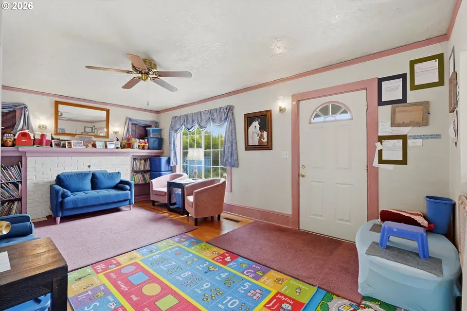 3 Bed 1 Bath Classic Historic Era Home in Beaverton, OR - 5