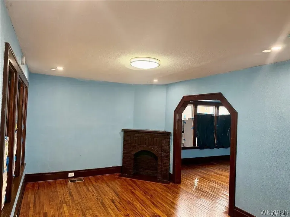 3 Bed 1 Bath Classic Historic Era Home in Buffalo, NY - 3
