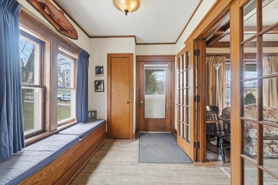 3 Bed 1 Bath Classic Historic Era Home in Burlington, VT - 3