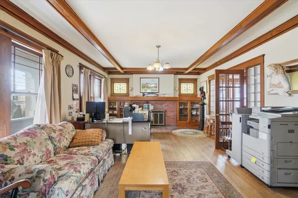 3 Bed 1 Bath Classic Historic Era Home in Burlington, VT - 5