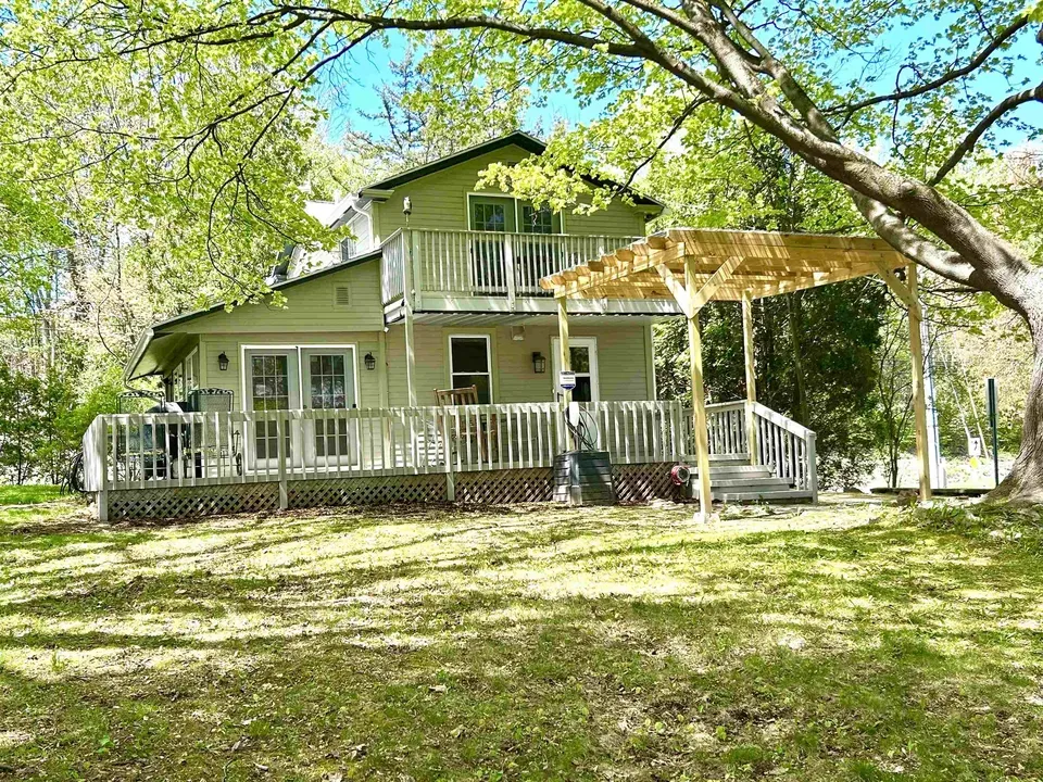 3 Bed 1 Bath Classic Historic Era Home in Burlington, VT