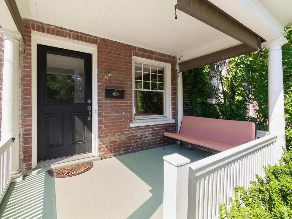 3 Bed 1 Bath Classic Historic Era Home in Burlington, VT - 3