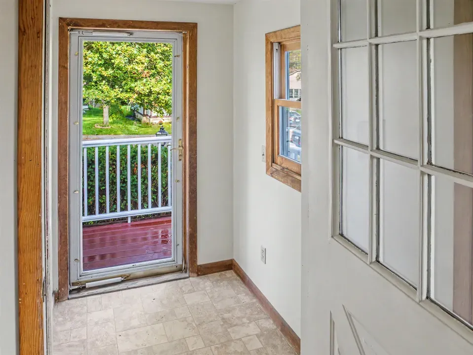 3 Bed 1 Bath Classic Historic Era Home in Burlington, VT - 5