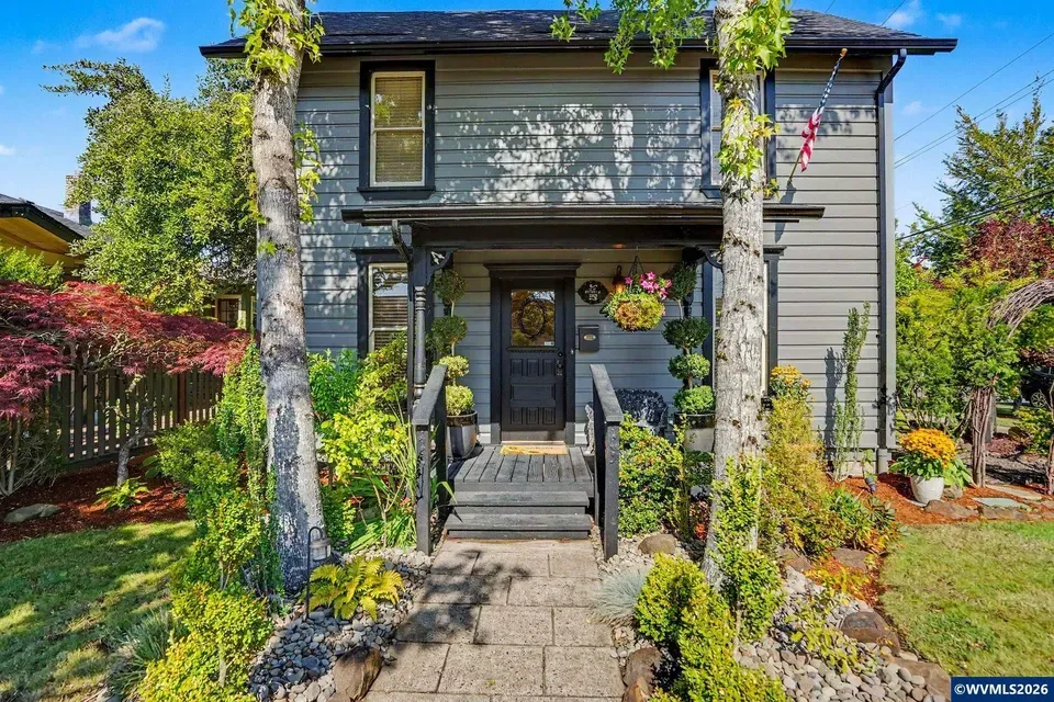 3 Bed 1 Bath Classic Historic Era Home in Corvallis, OR