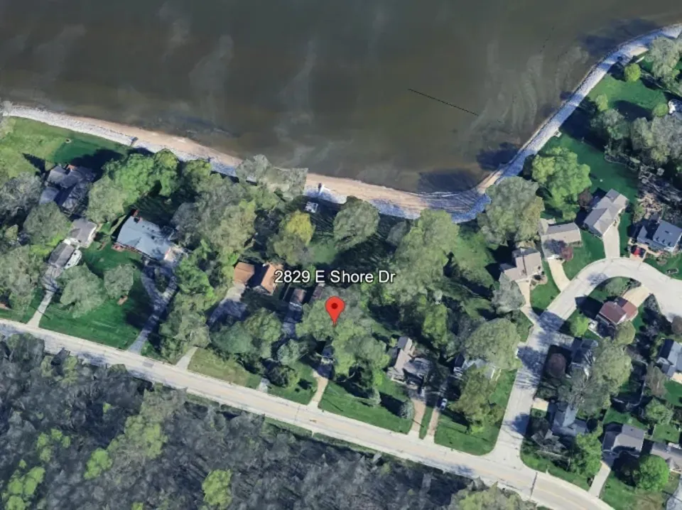 3 Bed 1 Bath Classic Historic Era Home in Green Bay, WI - 2