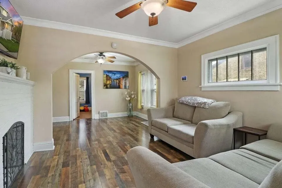 3 Bed 1 Bath Classic Historic Era Home in Kenosha, WI - 4