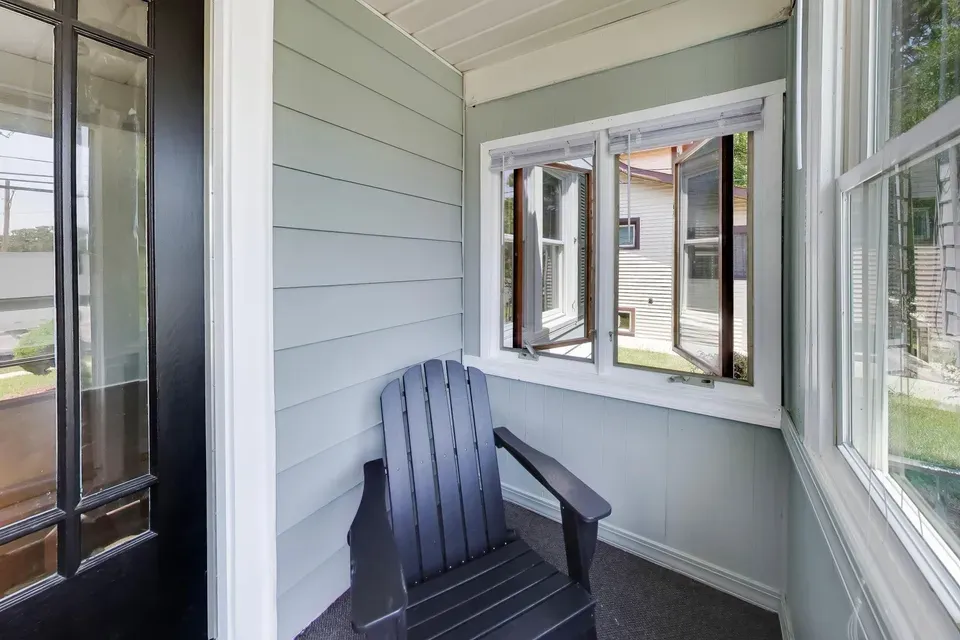 3 Bed 1 Bath Classic Historic Era Home in Kenosha, WI - 4
