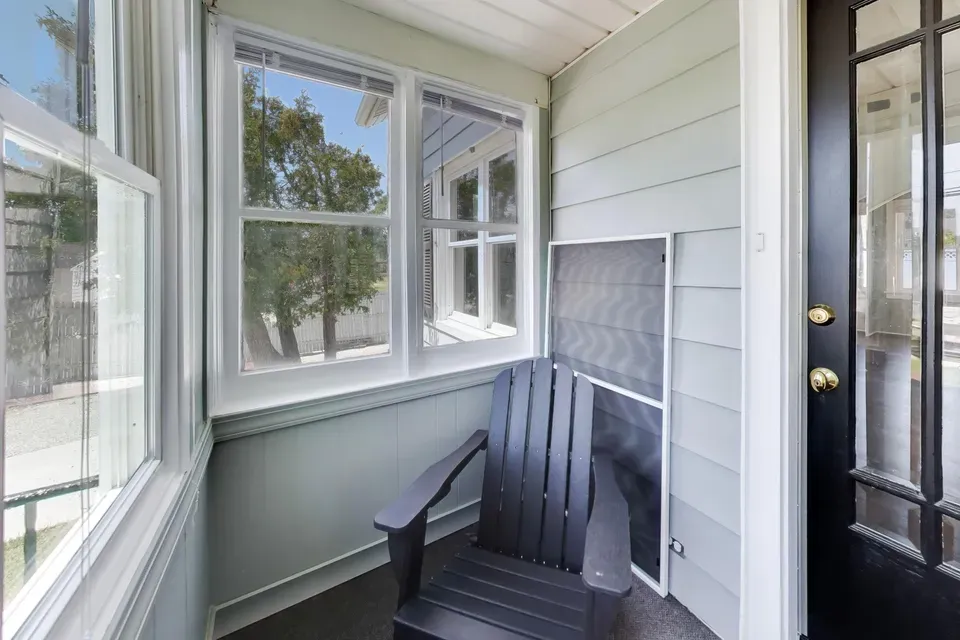 3 Bed 1 Bath Classic Historic Era Home in Kenosha, WI - 5