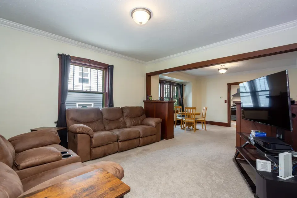 3 Bed 1 Bath Classic Historic Era Home in Kenosha, WI - 3