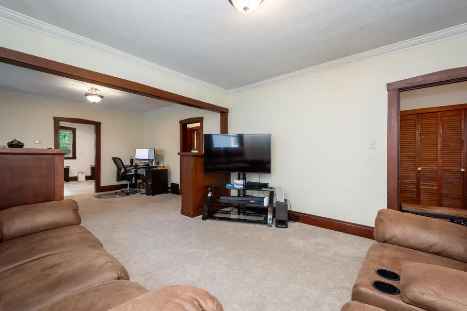 3 Bed 1 Bath Classic Historic Era Home in Kenosha, WI - 4
