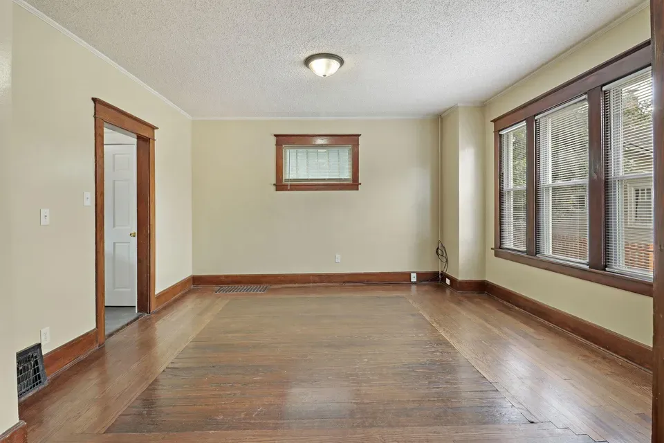 3 Bed 1 Bath Classic Historic Era Home in Kenosha, WI - 4