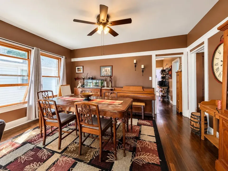 3 Bed 1 Bath Classic Historic Era Home in Kenosha, WI - 4