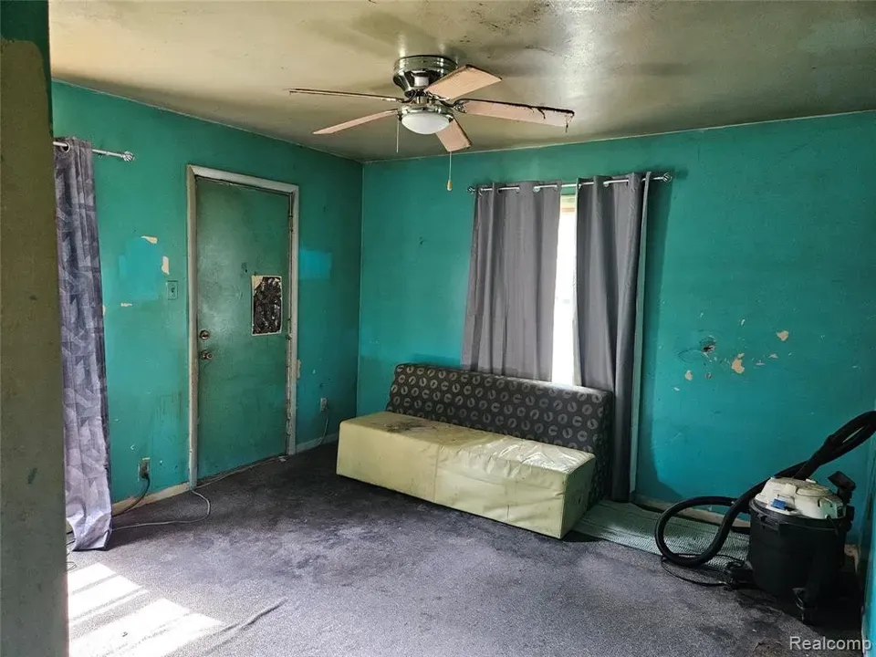 3 Bed 1 Bath Classic Historic Era Home in Lansing, MI - 5