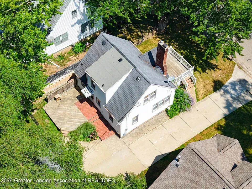 3 Bed 1 Bath Classic Historic Era Home in Lansing, MI - 3