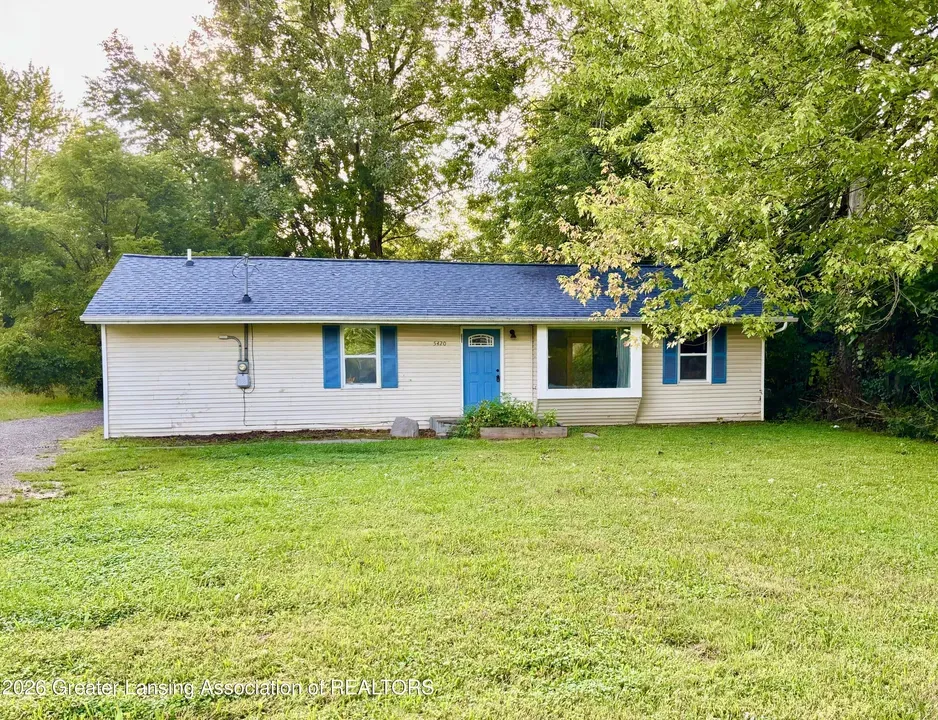 3 Bed 1 Bath Classic Historic Era Home in Lansing, MI - 2