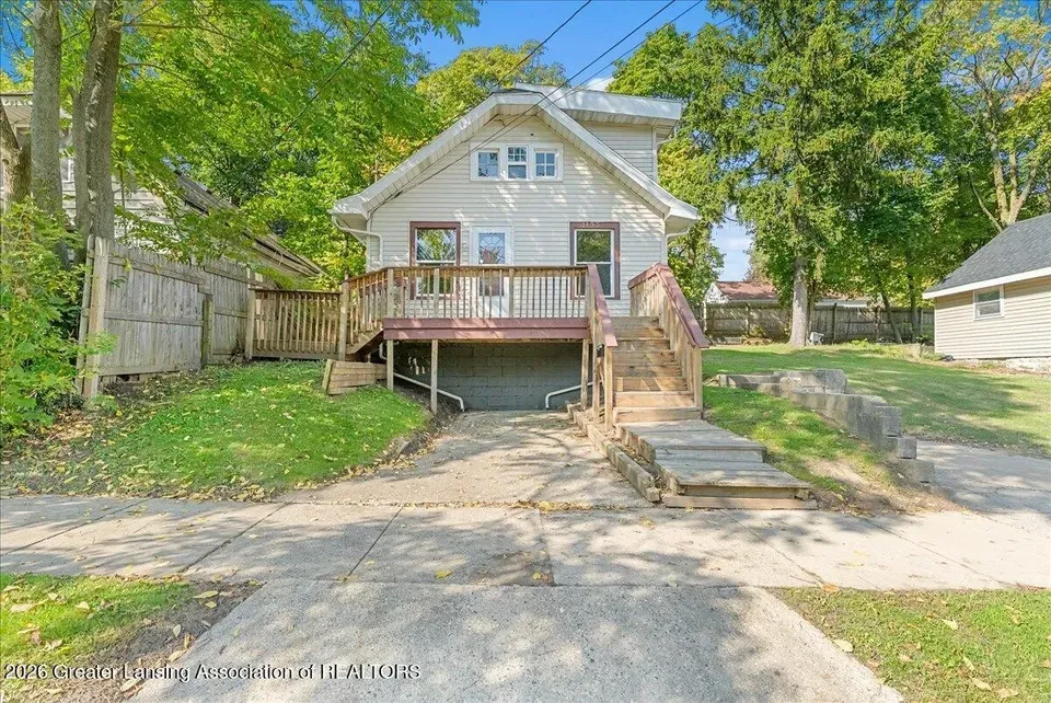 3 Bed 1 Bath Classic Historic Era Home in Lansing, MI - 1